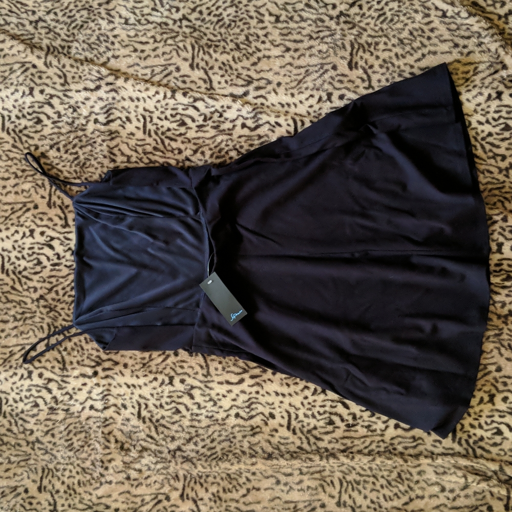 NWT Backless Dress - Picture 5 of 7